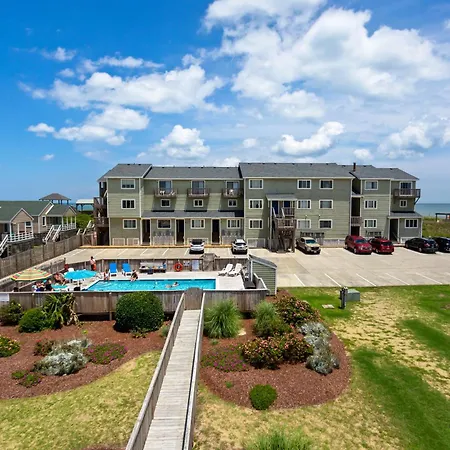 Villa Sw16 Seawalk 16 Semi-Oceanfront